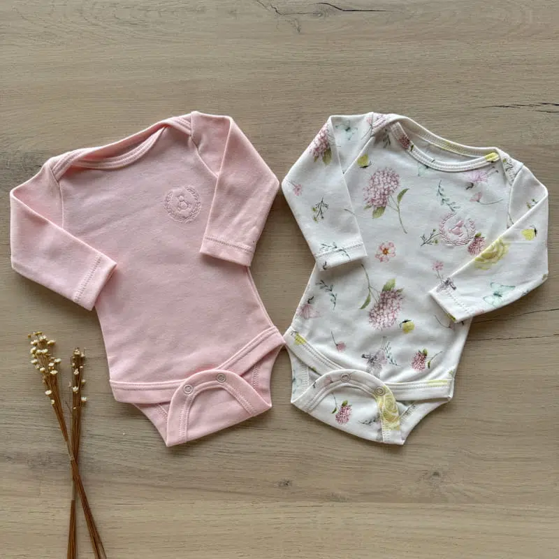 Kit 2 Body Bebe em Algodão Egípcio Longo Jardim Encantado Rosa Pó